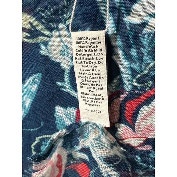 Vera Bradley Soft Fringe Floral Scarf 30"x72" Opaque Rose Toile NWT - Picture 3 of 5